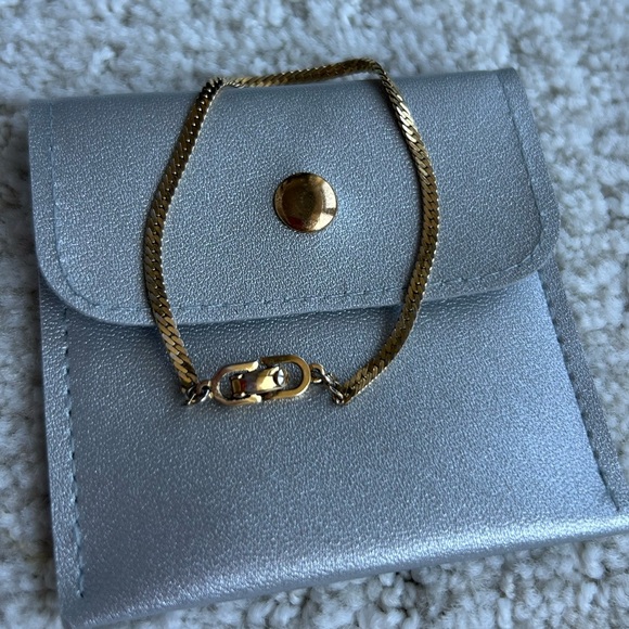 Dior Elegant Gold Chain Bracelet with CD Clasp